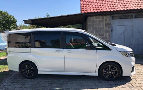 Honda Stepwgn IV, 2021 год, 2 050 000 рублей, 4 фотография