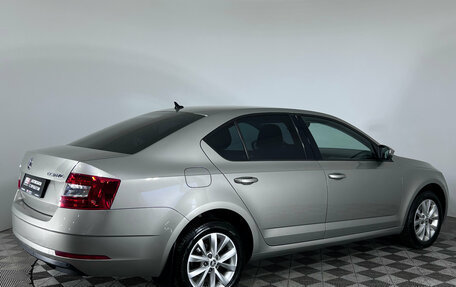 Skoda Octavia, 2017 год, 1 299 000 рублей, 5 фотография