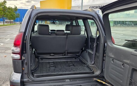 Toyota Land Cruiser Prado 120 рестайлинг, 2005 год, 1 650 000 рублей, 10 фотография