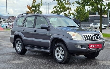 Toyota Land Cruiser Prado 120 рестайлинг, 2005 год, 1 650 000 рублей, 2 фотография