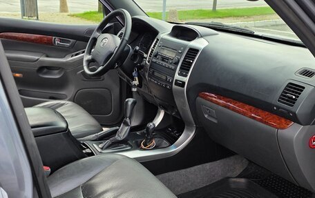 Toyota Land Cruiser Prado 120 рестайлинг, 2005 год, 1 650 000 рублей, 13 фотография