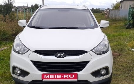 Hyundai ix35 I рестайлинг, 2011 год, 990 000 рублей, 4 фотография