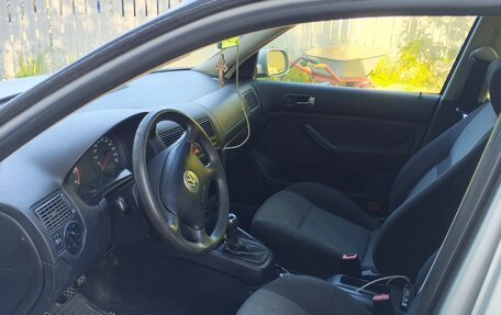 Volkswagen Golf IV, 2003 год, 150 000 рублей, 6 фотография