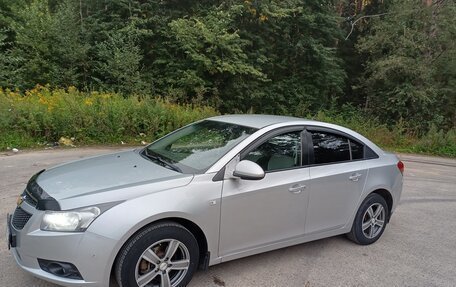 Chevrolet Cruze II, 2012 год, 700 000 рублей, 6 фотография