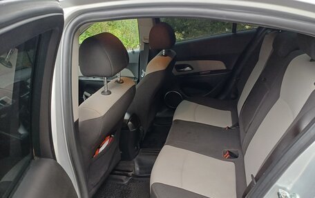 Chevrolet Cruze II, 2012 год, 700 000 рублей, 8 фотография