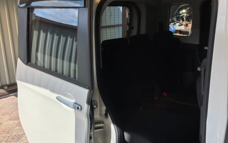 Toyota Roomy I, 2021 год, 1 500 000 рублей, 5 фотография