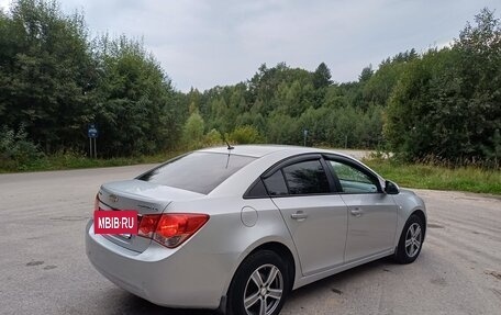 Chevrolet Cruze II, 2012 год, 700 000 рублей, 3 фотография