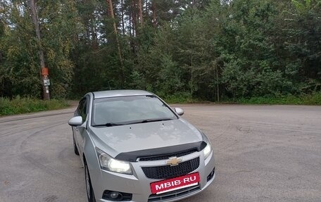Chevrolet Cruze II, 2012 год, 700 000 рублей, 2 фотография