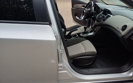 Chevrolet Cruze II, 2012 год, 700 000 рублей, 12 фотография