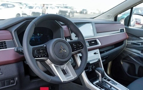Mitsubishi Xpander, 2026 год, 3 427 700 рублей, 4 фотография