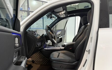 Mercedes-Benz GLB, 2022 год, 3 000 600 рублей, 10 фотография
