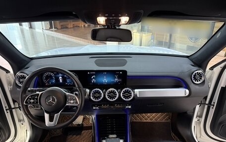 Mercedes-Benz GLB, 2022 год, 3 000 600 рублей, 6 фотография