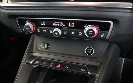 Audi Q3, 2023 год, 2 350 000 рублей, 24 фотография