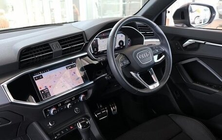 Audi Q3, 2023 год, 2 350 000 рублей, 17 фотография