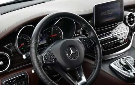 Mercedes-Benz V-Класс, 2016 год, 3 899 000 рублей, 12 фотография