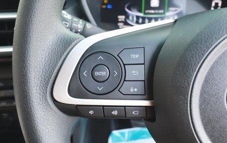 Daihatsu Rocky, 2021 год, 1 400 000 рублей, 20 фотография