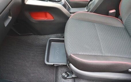 Daihatsu Rocky, 2021 год, 1 400 000 рублей, 29 фотография