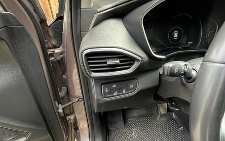 Hyundai Santa Fe IV, 2019 год, 2 500 000 рублей, 10 фотография