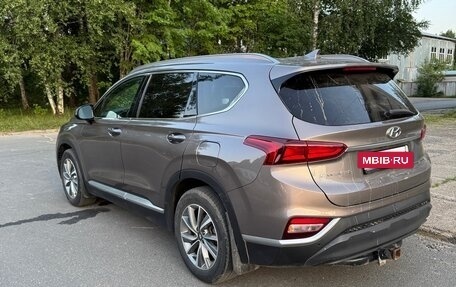 Hyundai Santa Fe IV, 2019 год, 2 500 000 рублей, 3 фотография