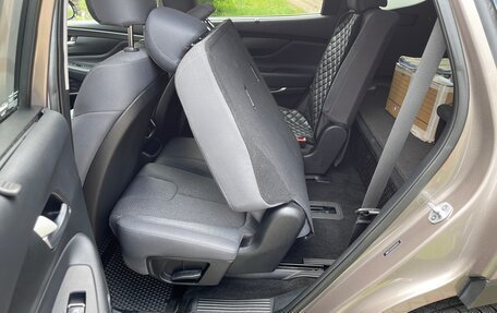Hyundai Santa Fe IV, 2019 год, 2 500 000 рублей, 17 фотография