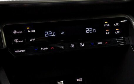 KIA K5, 2021 год, 2 300 000 рублей, 23 фотография
