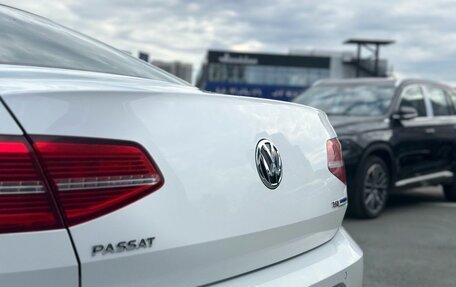 Volkswagen Passat B8 рестайлинг, 2015 год, 1 650 000 рублей, 14 фотография