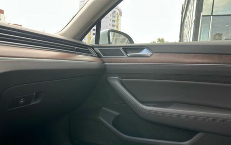 Volkswagen Passat B8 рестайлинг, 2015 год, 1 650 000 рублей, 21 фотография