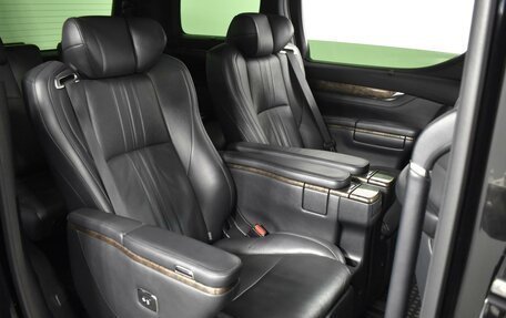 Toyota Alphard III, 2019 год, 3 989 900 рублей, 7 фотография