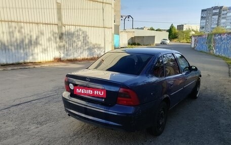 Opel Vectra B рестайлинг, 1999 год, 125 000 рублей, 3 фотография