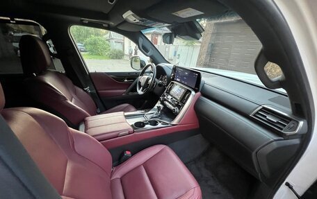 Lexus LX, 2022 год, 12 899 000 рублей, 18 фотография