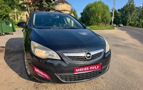 Opel Astra J, 2011 год, 400 000 рублей, 1 фотография