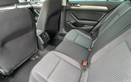 Volkswagen Passat B8 рестайлинг, 2017 год, 1 519 000 рублей, 11 фотография