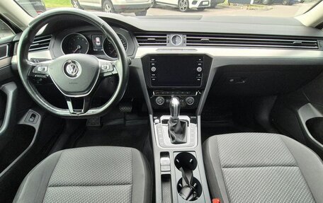 Volkswagen Passat B8 рестайлинг, 2017 год, 1 519 000 рублей, 9 фотография