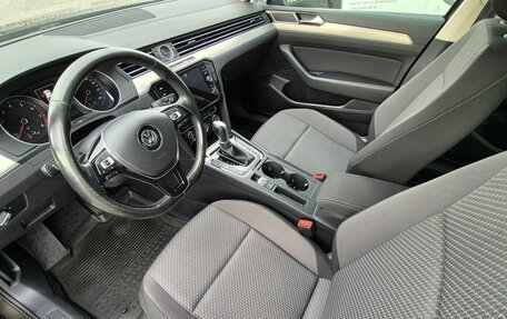 Volkswagen Passat B8 рестайлинг, 2017 год, 1 519 000 рублей, 8 фотография