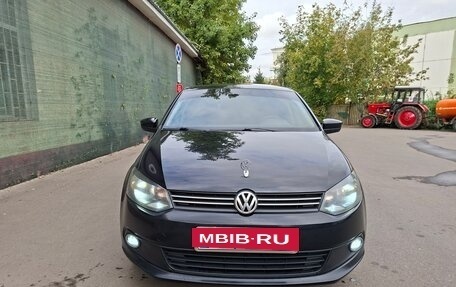 Volkswagen Polo VI (EU Market), 2013 год, 920 000 рублей, 2 фотография