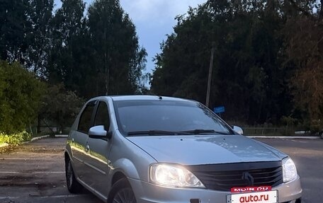 Renault Logan I, 2013 год, 450 000 рублей, 3 фотография