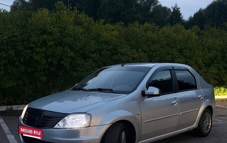 Renault Logan I, 2013 год, 450 000 рублей, 2 фотография