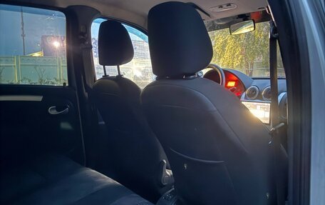 Renault Logan I, 2013 год, 450 000 рублей, 15 фотография