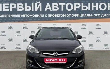 Opel Astra J, 2013 год, 845 000 рублей, 2 фотография