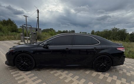 Toyota Camry, 2017 год, 2 200 000 рублей, 3 фотография