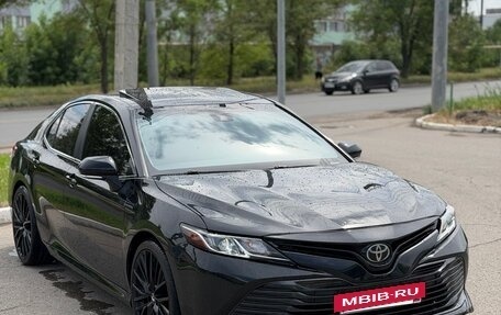 Toyota Camry, 2017 год, 2 200 000 рублей, 7 фотография