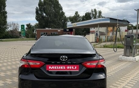 Toyota Camry, 2017 год, 2 200 000 рублей, 5 фотография