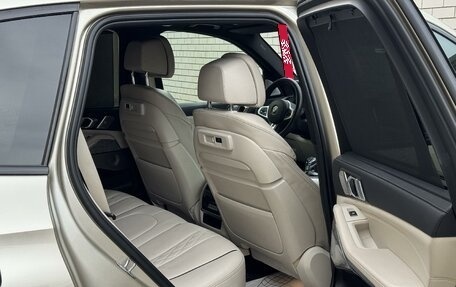 BMW X5, 2019 год, 5 500 000 рублей, 15 фотография