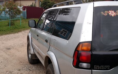 Mitsubishi Pajero Sport II рестайлинг, 2003 год, 380 000 рублей, 4 фотография