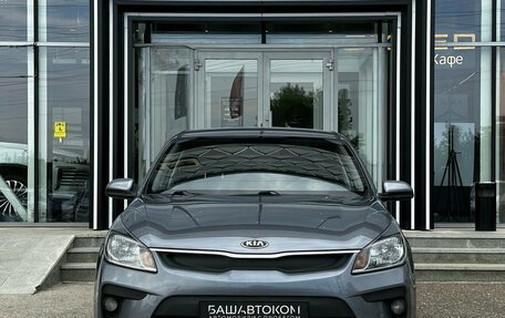 KIA Rio IV, 2018 год, 1 350 000 рублей, 2 фотография
