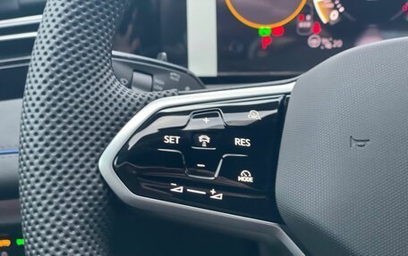Volkswagen Tiguan, 2026 год, 4 895 000 рублей, 14 фотография