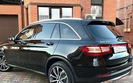 Mercedes-Benz GLC, 2016 год, 2 700 000 рублей, 2 фотография