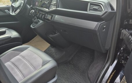 Volkswagen Multivan T6 рестайлинг, 2020 год, 7 150 000 рублей, 7 фотография