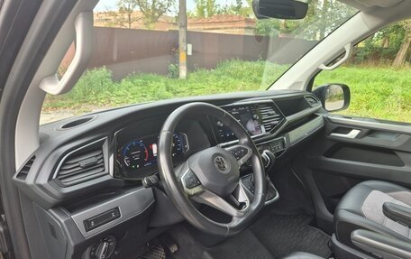 Volkswagen Multivan T6 рестайлинг, 2020 год, 7 150 000 рублей, 9 фотография