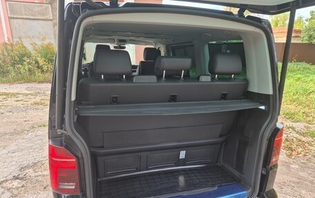 Volkswagen Multivan T6 рестайлинг, 2020 год, 7 150 000 рублей, 5 фотография